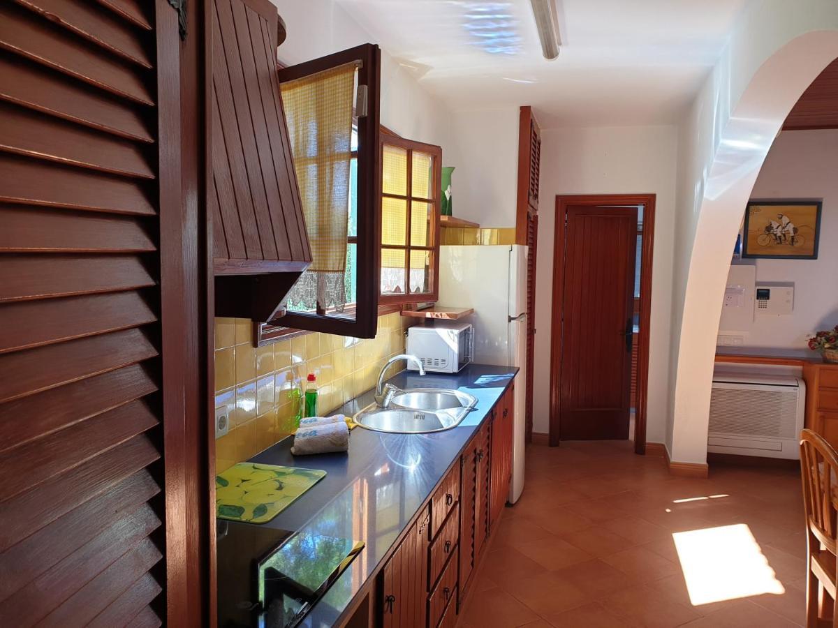 Villa Piscis Cala Blanca  Buitenkant foto